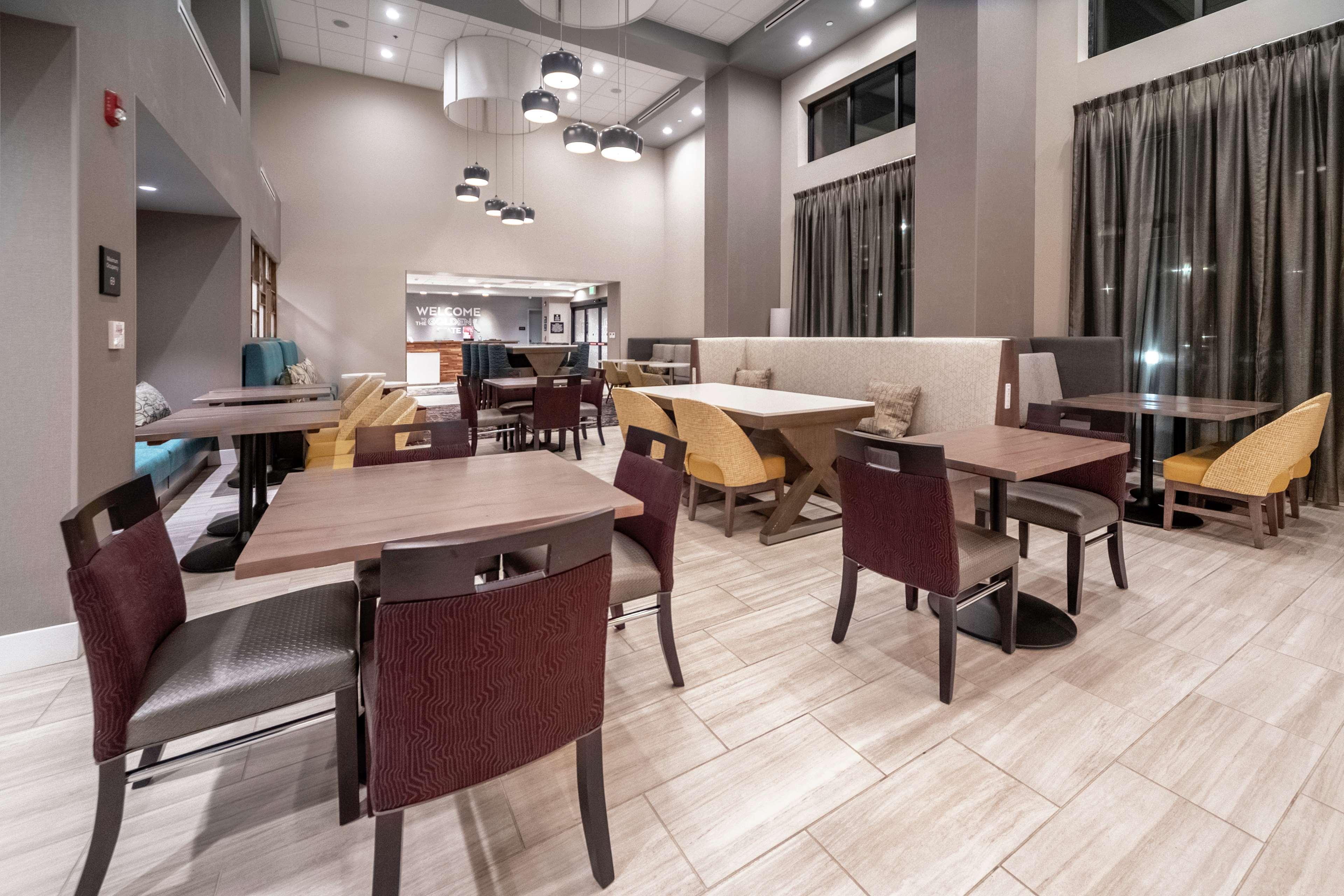 Hampton Inn & Suites Santa Maria Eksteriør bilde