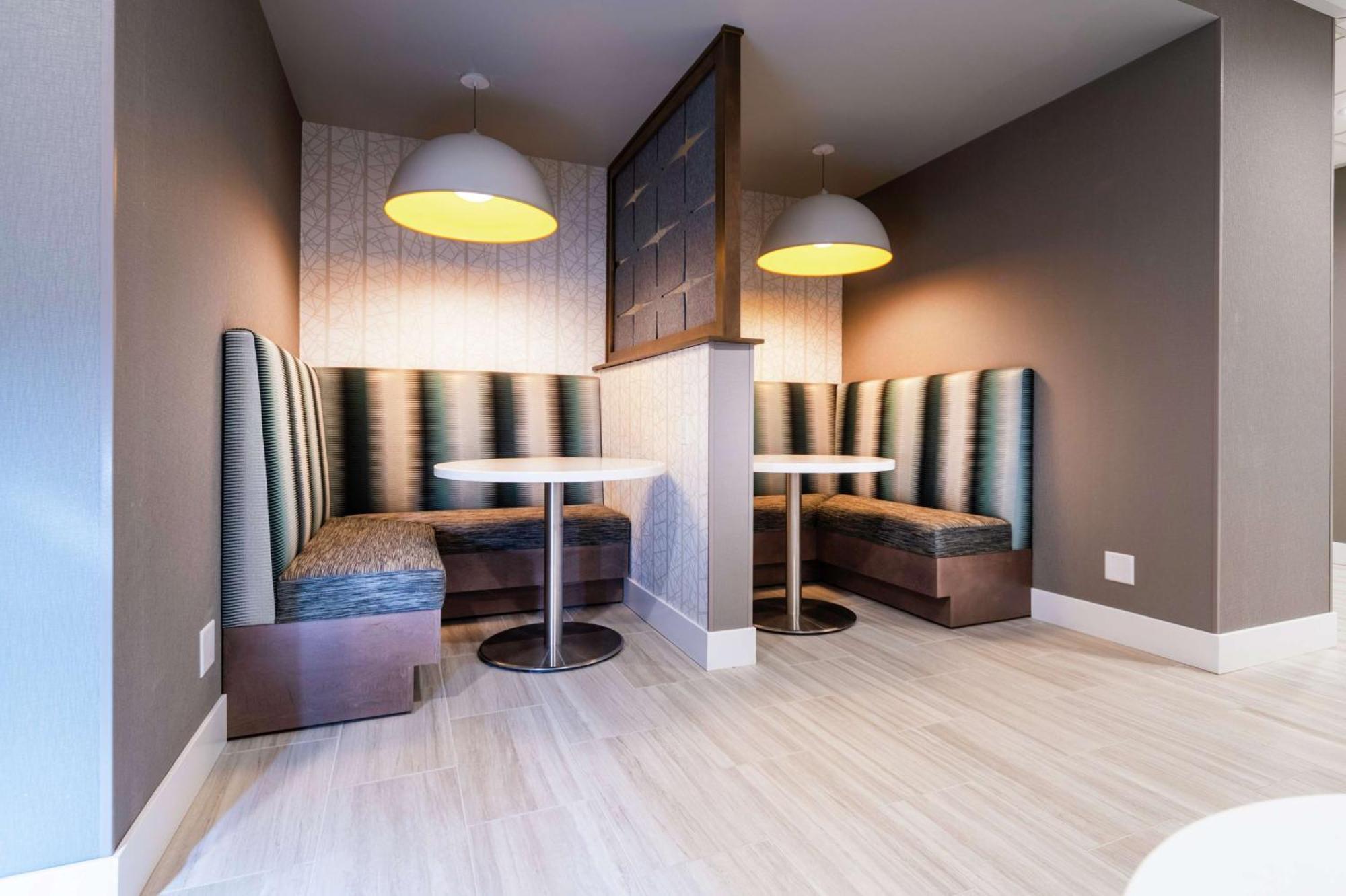 Hampton Inn & Suites Santa Maria Eksteriør bilde